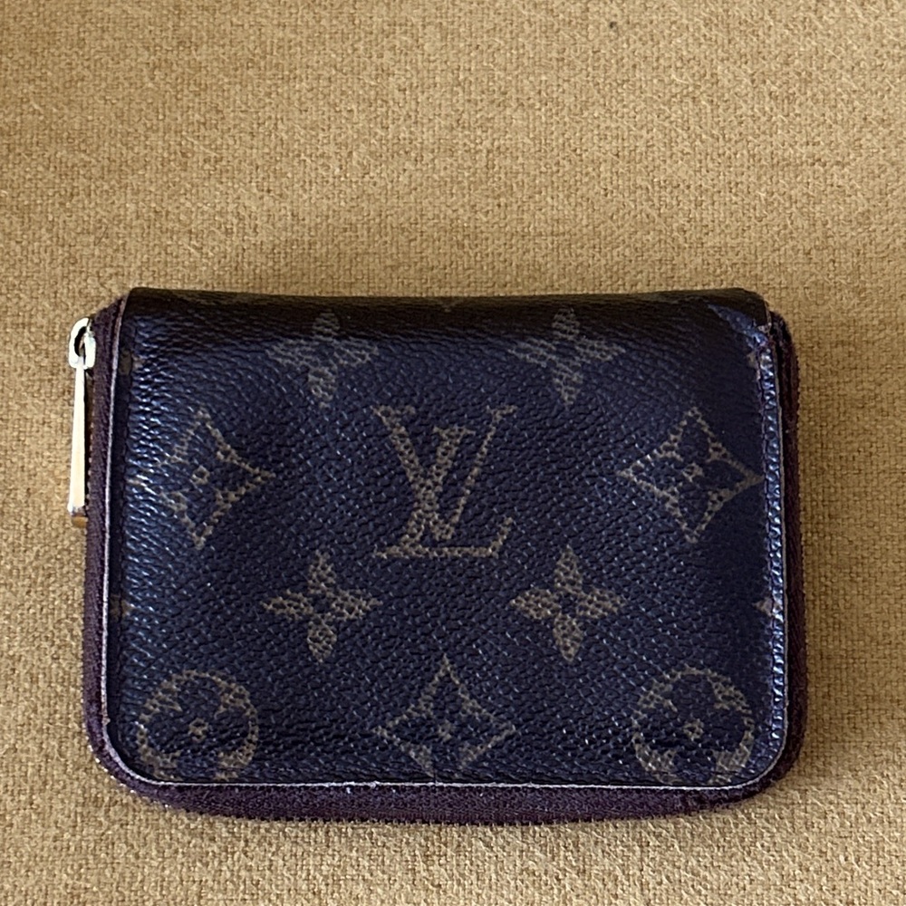 Louis Vuitton Monogram Compact Zip Coin/Card Wallet